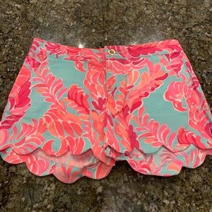 Lilly Pulitzer scalloped shorts